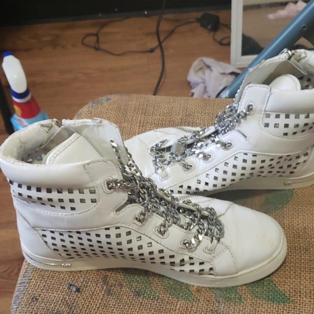 Mk chain lace high tops sz 8